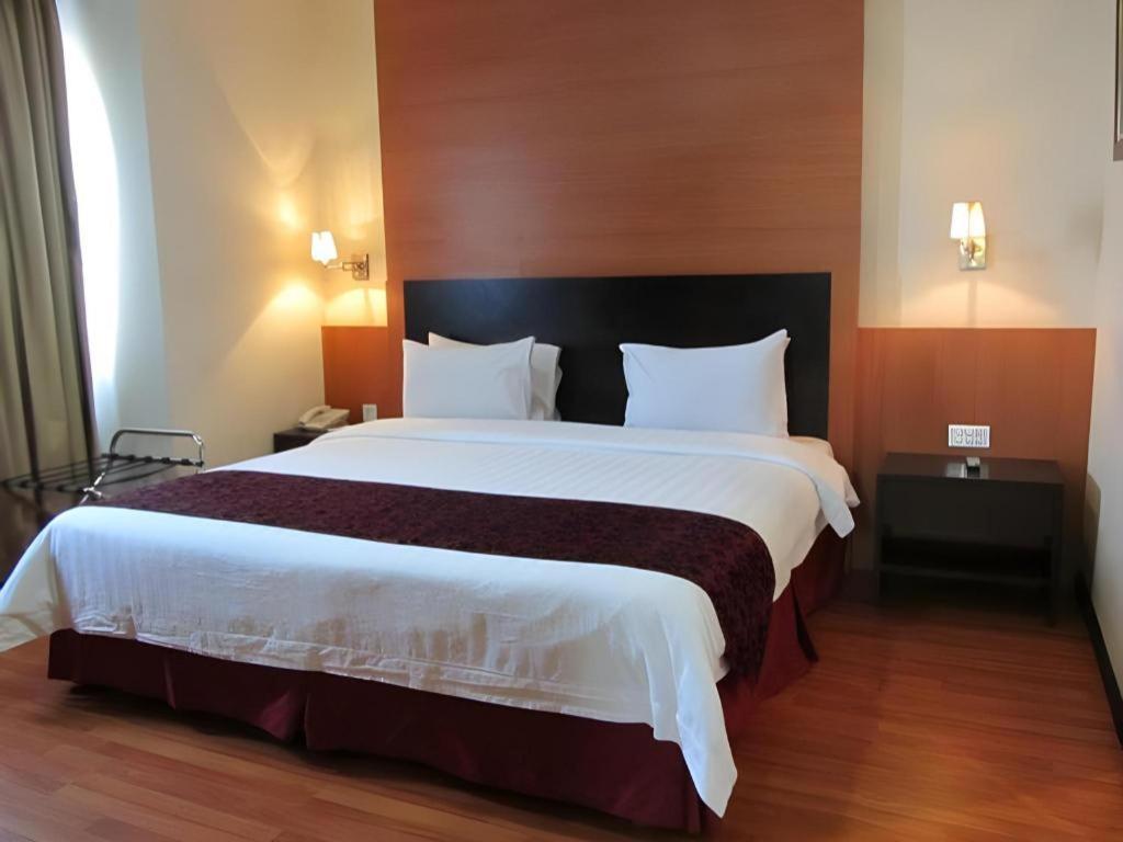 Grand Antares Hotel Medan Kültér fotó