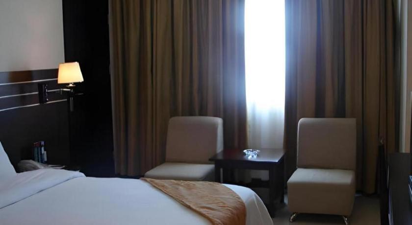 Grand Antares Hotel Medan Kültér fotó