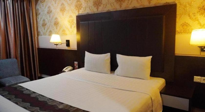 Grand Antares Hotel Medan Kültér fotó