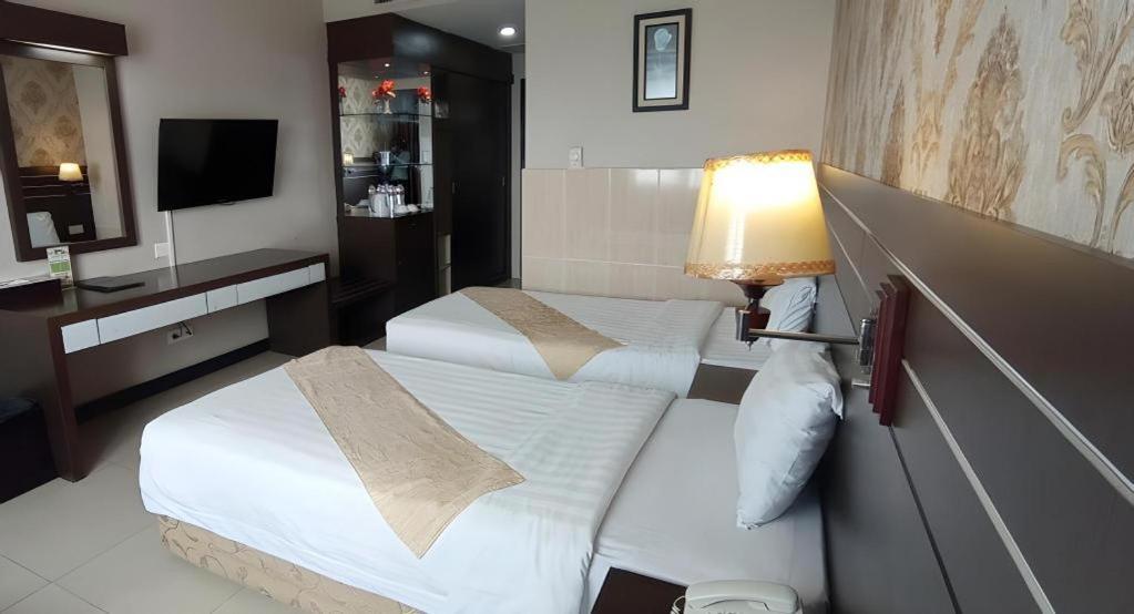Grand Antares Hotel Medan Kültér fotó